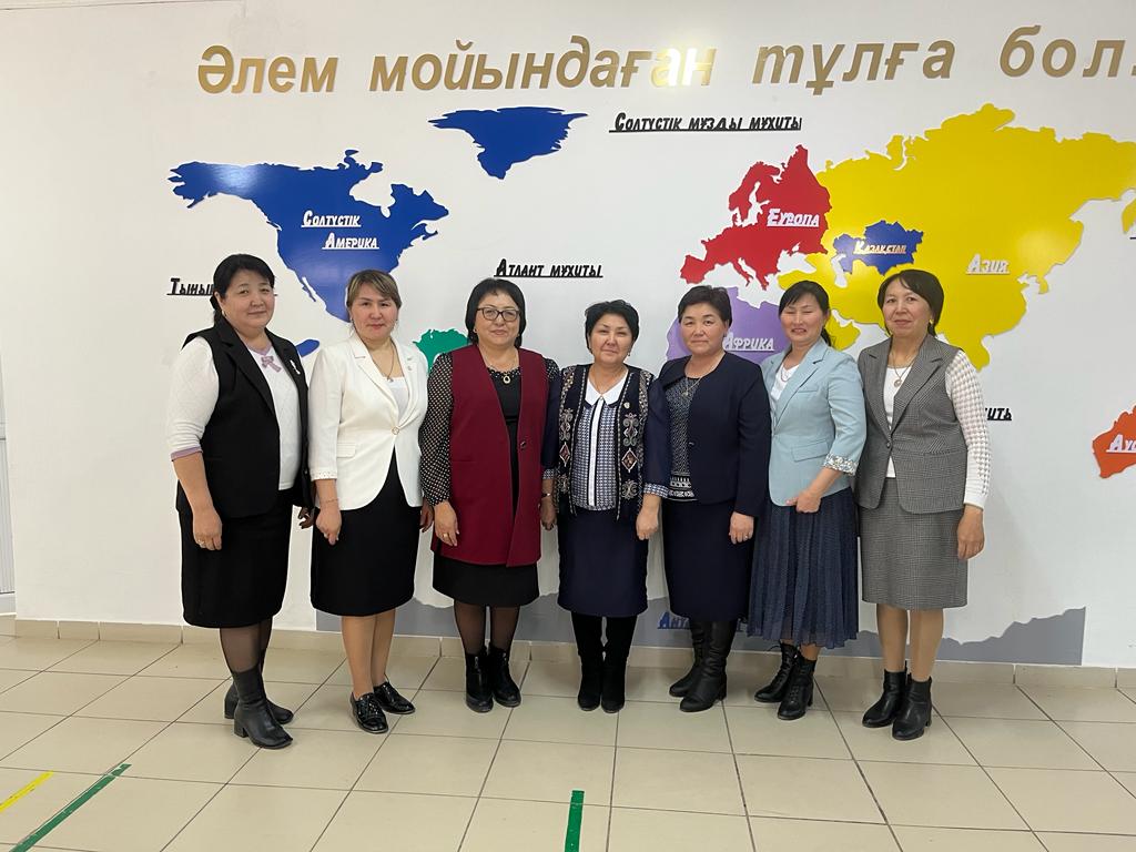Үздік авторлық бағдарлама байқауы